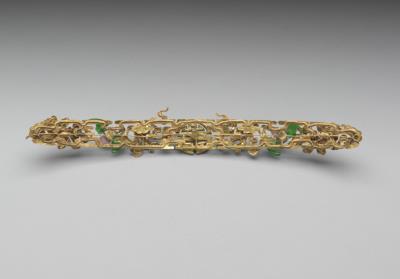 图片[2]-Gold headdress ornament with kingfisher feather and inlays of pearls, jewels, and jadeite for a myriad years of happiness and longevity.-China Archive